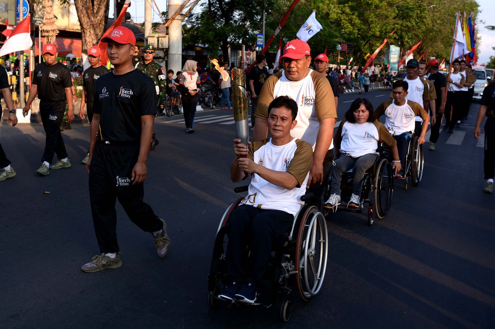 Torch Relay PEPARNAS XVII SOLO 2024 Digelar Meriah, Datangkan Sederet Artis Nasional